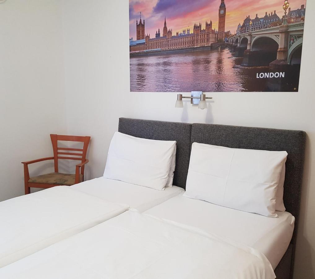 Matyas Panzio Bed & Breakfast Szeged Exterior photo